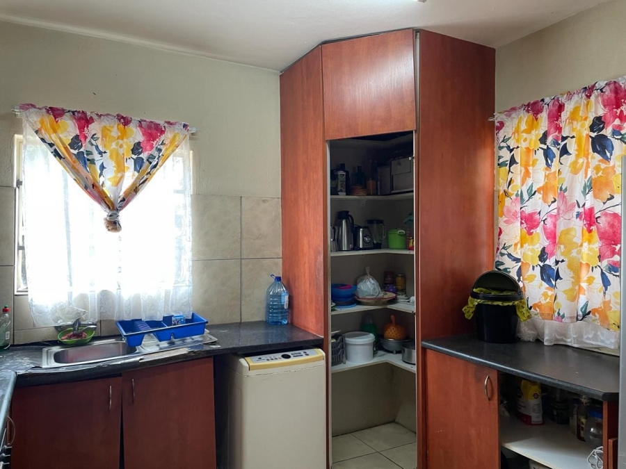 2 Bedroom Property for Sale in Rustenburg Central North West